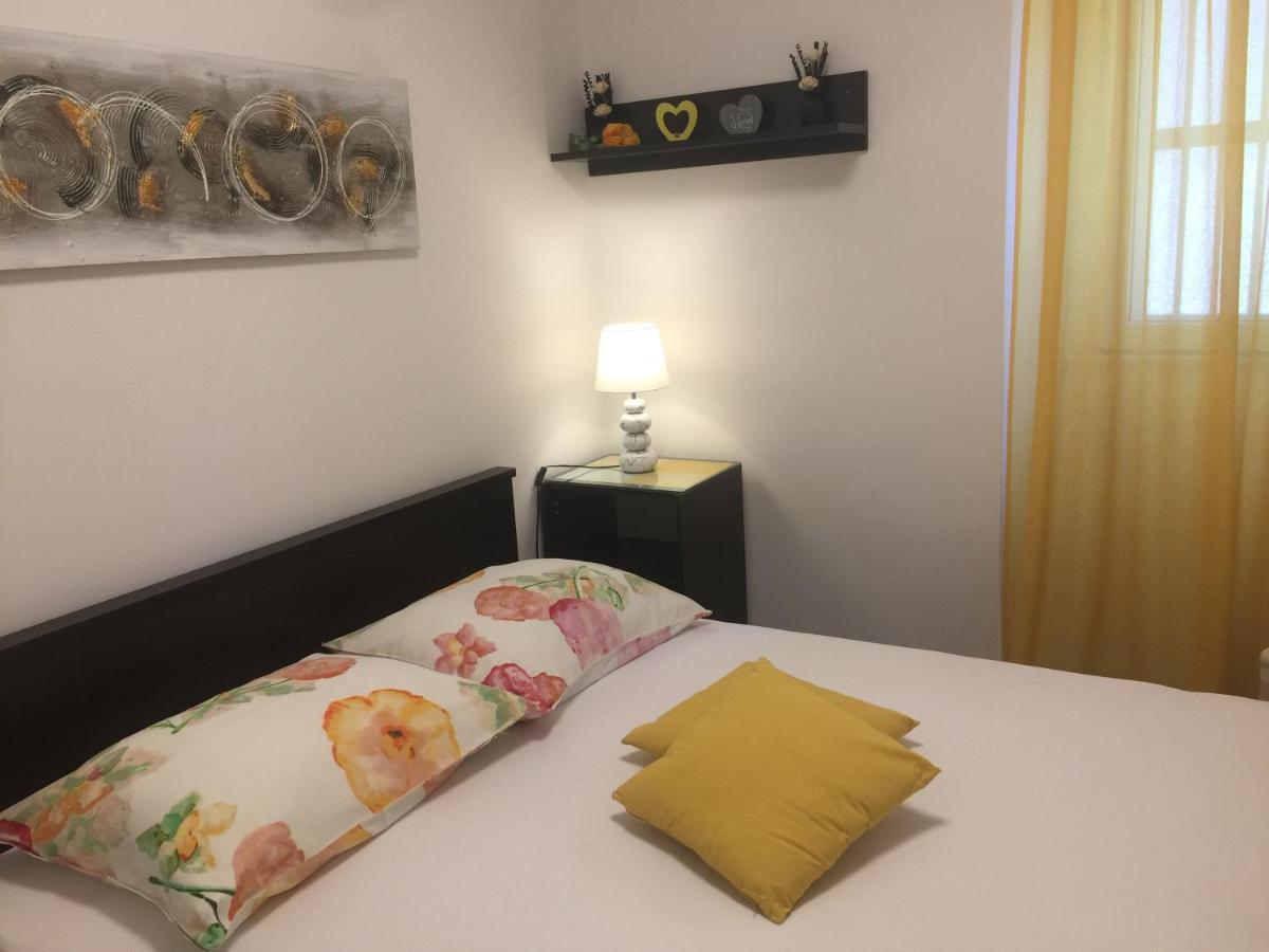 Apartman U Srcu Grada - Ilicev Prolaz Split Kültér fotó