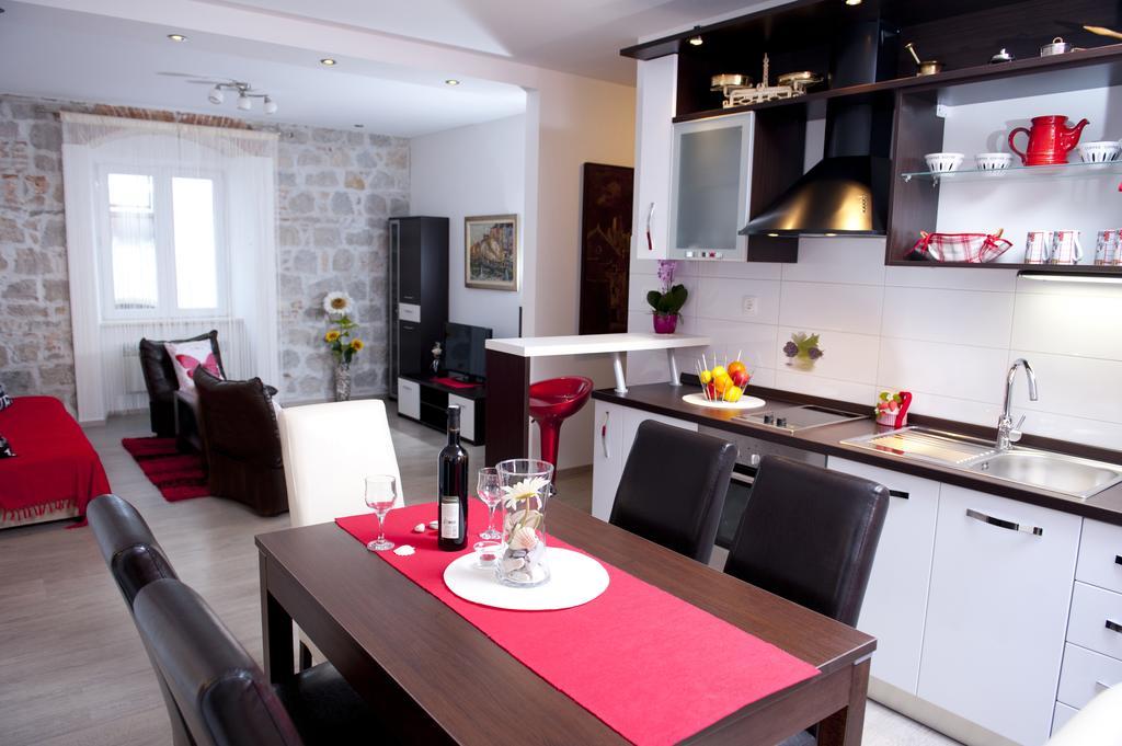 Apartman U Srcu Grada - Ilicev Prolaz Split Kültér fotó